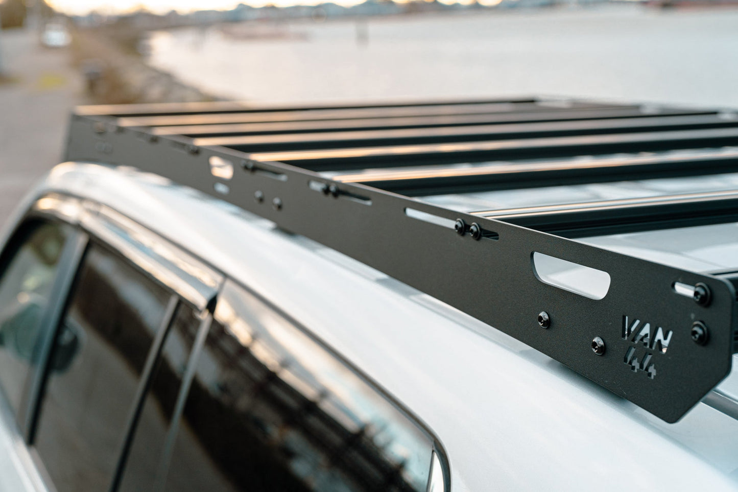 2008-2021 Lexus LX570 Roof Rack
